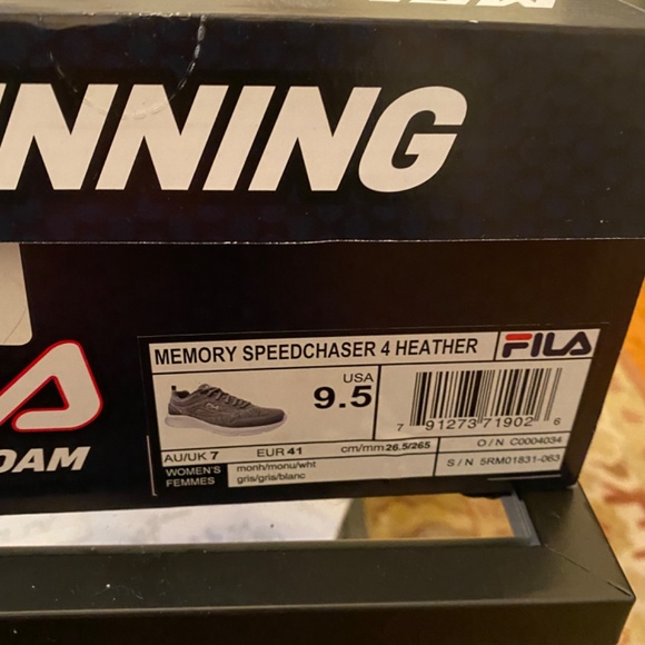 Women’s Running Shoes (like new) - Picture 2 of 2